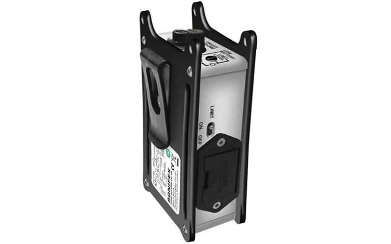 The Sonifex CM-BHA is a portable, battery powered 4 wire communication unit for use in a multitude of TV and radio broadcasting applications.