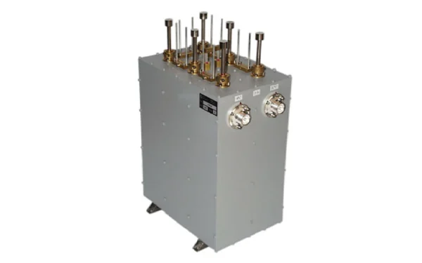 Delta Meccanica 1255-6 600 W DMB/DAB 6-cavity bandpass filter front view