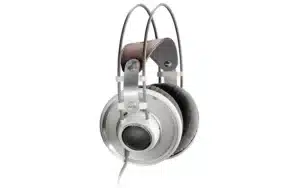 AKG K701