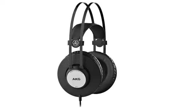 AKG K72
