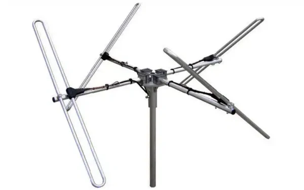 The Amphenol Procom LBLAD-600 Lindenblad array is designed for mixed polarisation broadcast on FM radio systems.