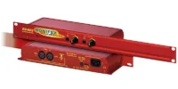 The Sonifex RB-HD2 is a high performance 2-way stereo headphone distribution amplifier for driving up to 2 pairs of professional stereo headphones from a single stereo or mono input.