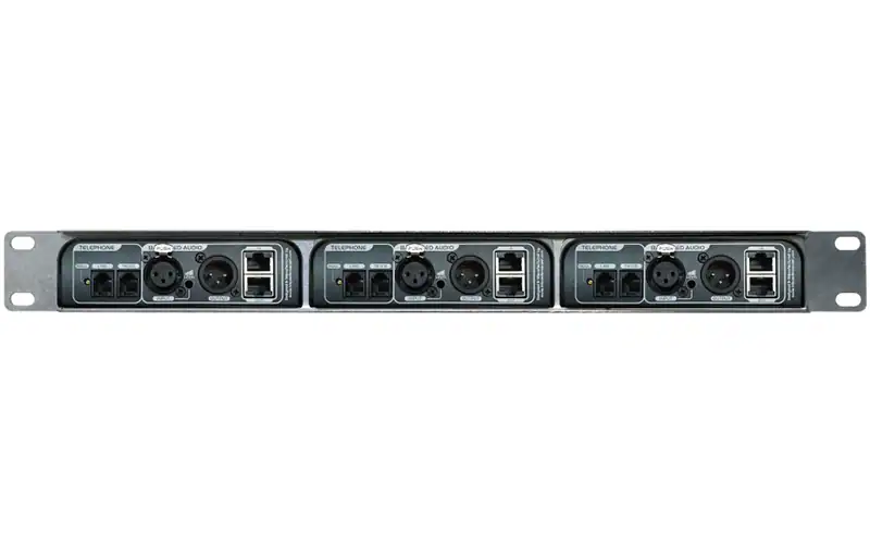 Vista trasera del Biquad Hello 3 híbrido de teléfono de tres líneas con conectores de teléfono y audio equilibrado
